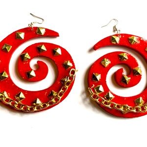Swirl earrings